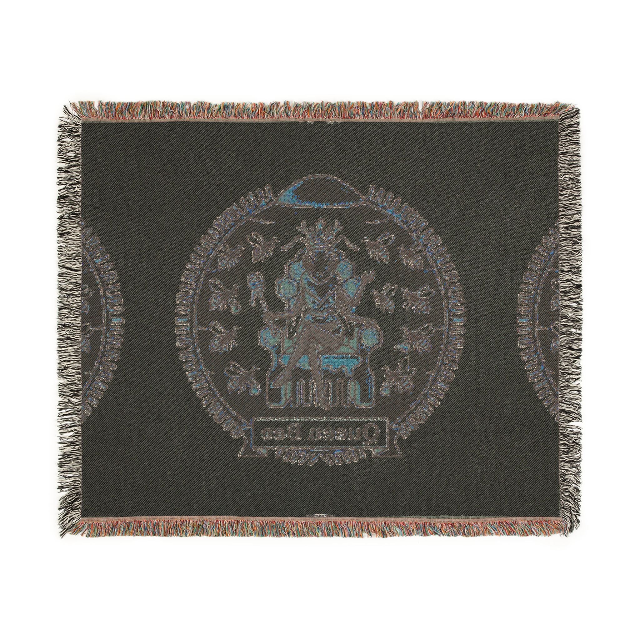 Queen Bee Woven Blanket — Comfy AI-Generated Throw